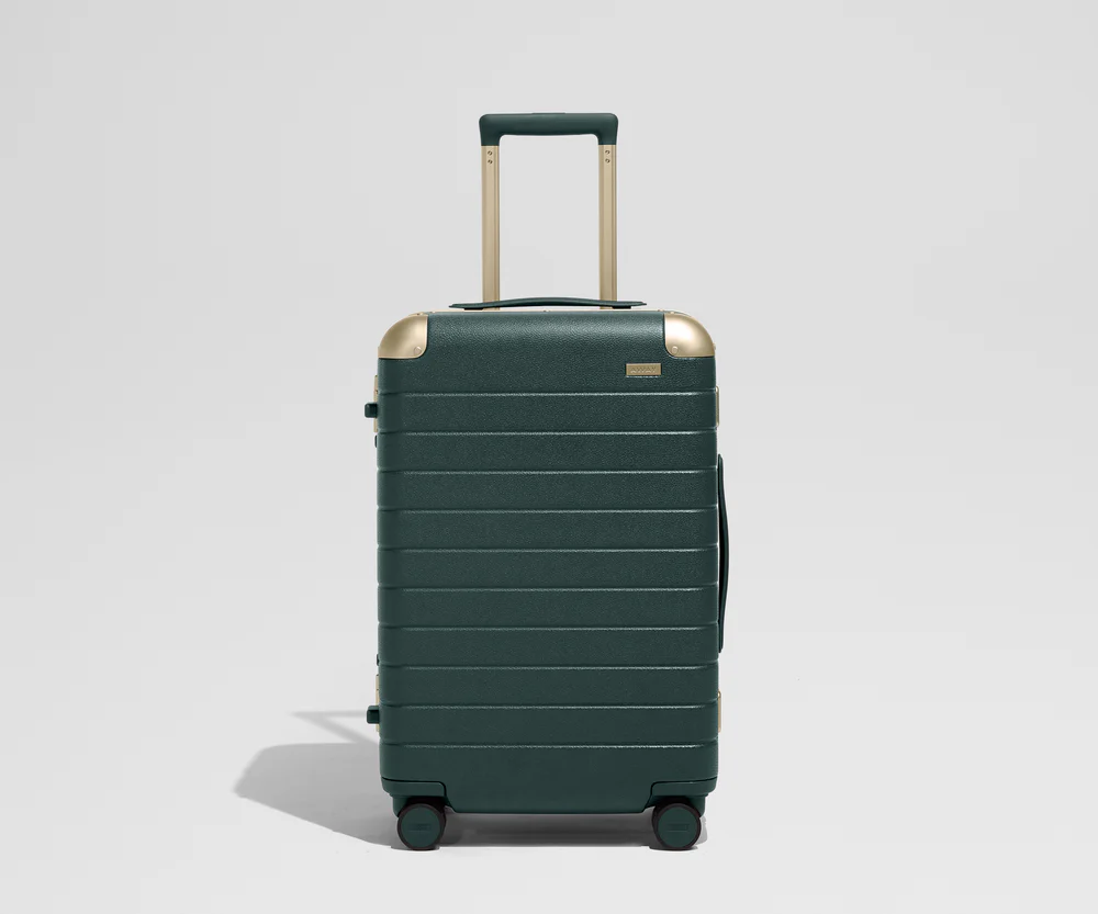PDP_AluminumFrame_Green_BCO_Front LiftyPack Aluminum Edge Suitcase Ivy Green - Image 1