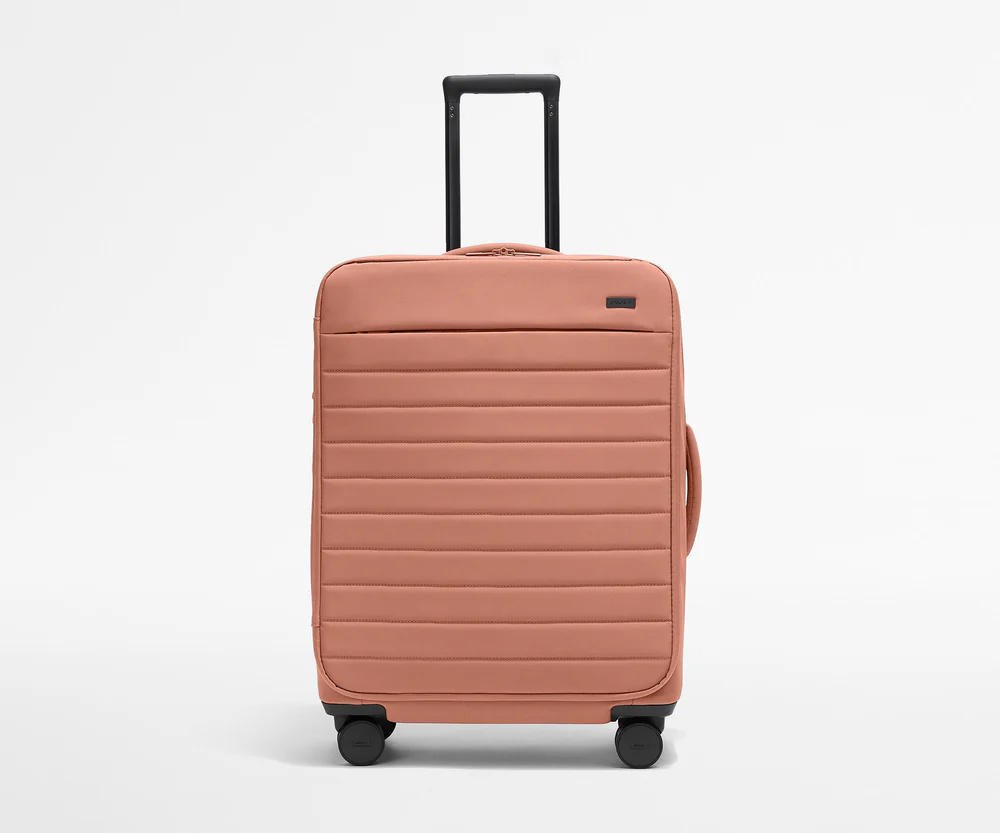 cf0ebcd7-9f99-4a52-8f09-a8e69a157882_e4f96b23-1a9c-4f17-b199-9a363e1698e1 LiftyPack Softside Suitcase Clay Pink - Image 1